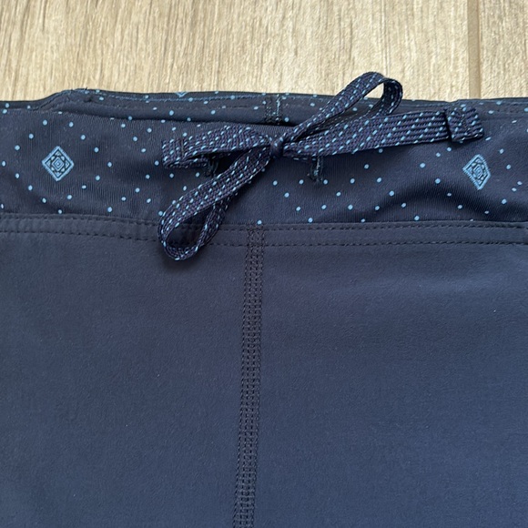 Patagonia Blue Athletic Shorts Size Large - Picture 4 of 13